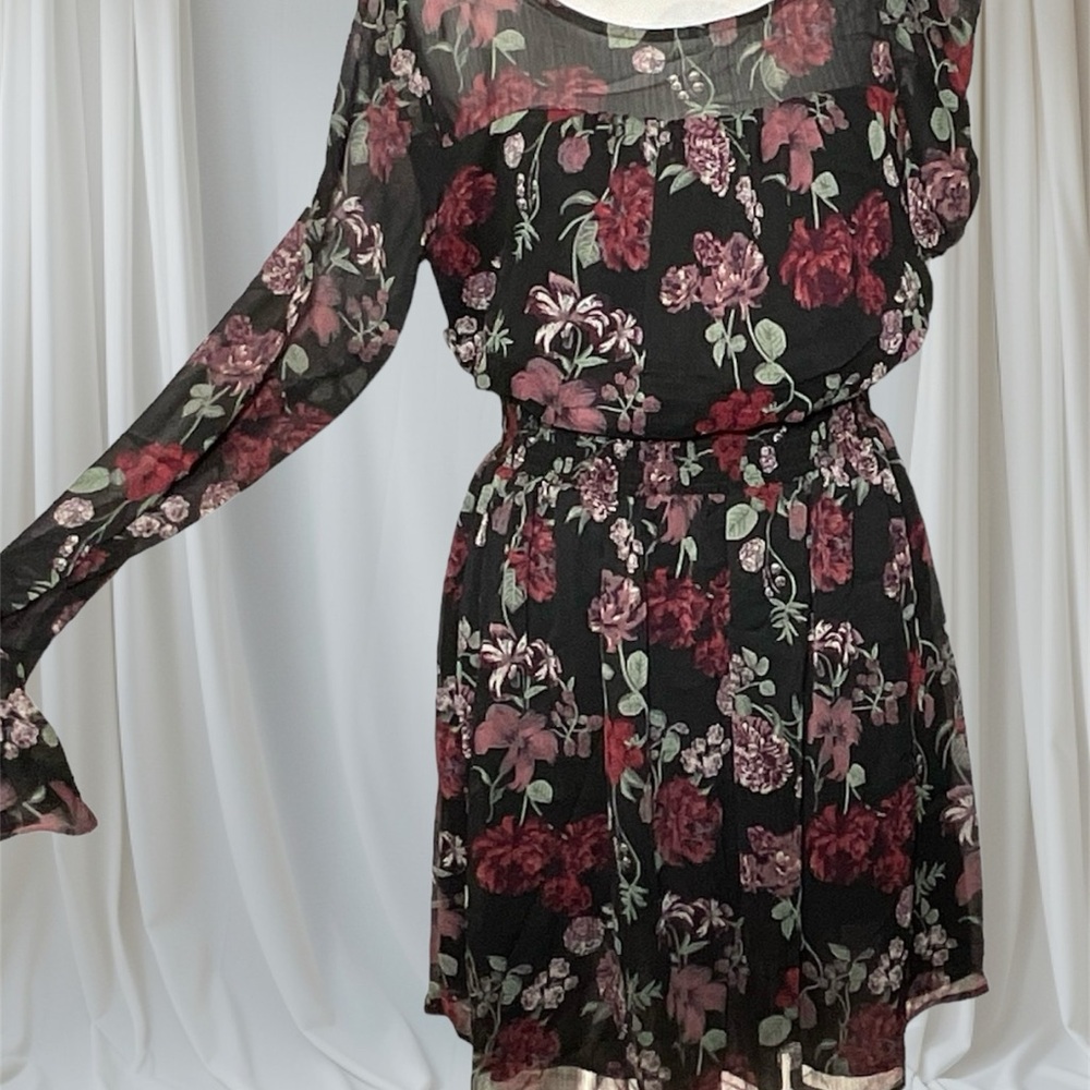 Xhilaration Fun & Flirty‎ Little Sexy Floral Dress N/T Lightweight Sheer & Comfy